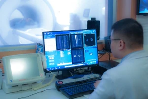 Ứng dụng khoa học-công nghệ trong y tế là một trong sáu ưu tiên trọng tâm mà Bệnh viện Bạch Mai đang triển khai. (Ảnh: Thế Anh)