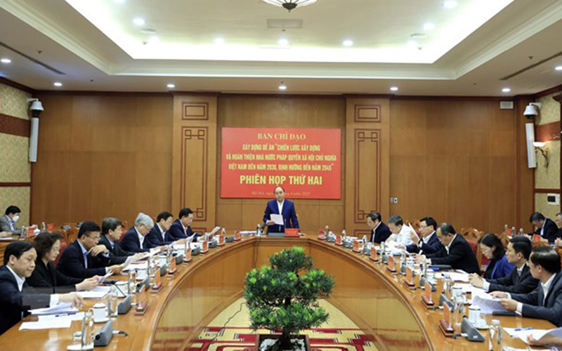 Chủ tịch nước Nguyễn Xuân Phúc phát biểu tại Phiên họp. (Ảnh: Thống Nhất/TTXVN)