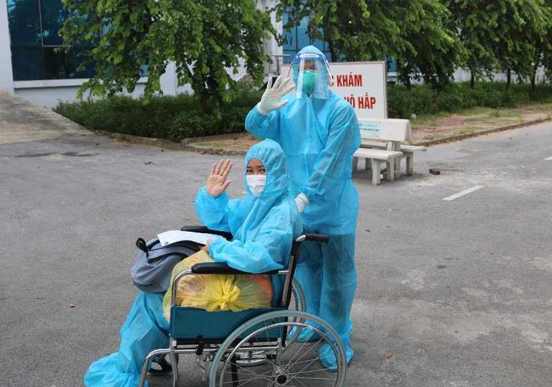 Bệnh nhân khỏe mạnh xuất viện chiều 22-6.