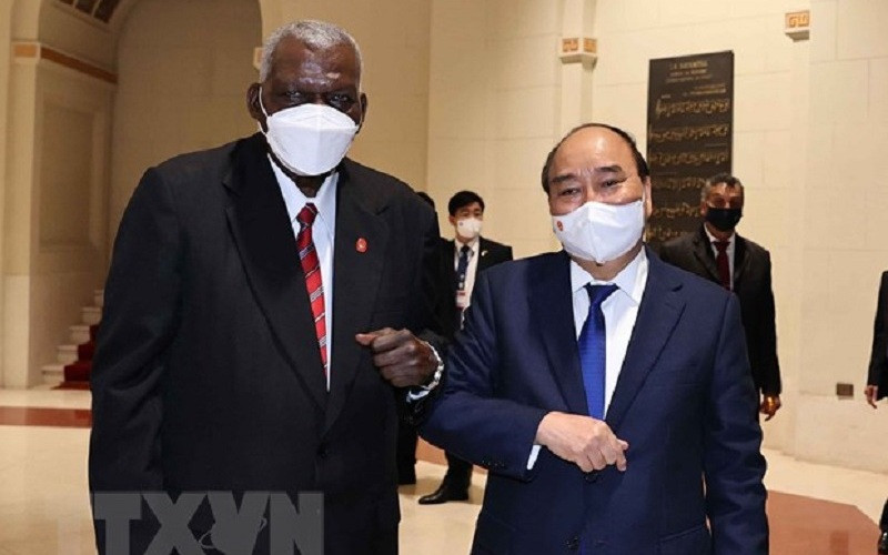 Chủ tịch nước Nguyễn Xuân Phúc hội kiến Chủ tịch Quốc hội Cộng hòa Cuba Esteban Lazo Hernández. (Ảnh: TTXVN)