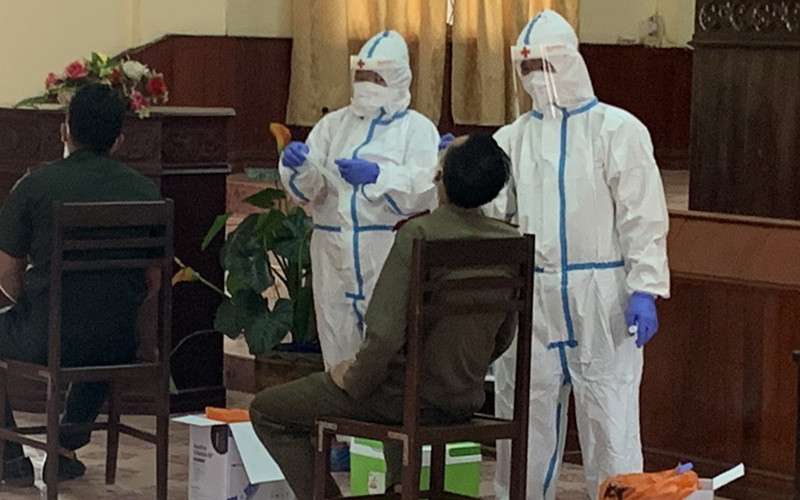 Một số hạn chế đi lại đã được áp dụng tại thủ đô Vientiane, thuộc miền Trung Lào.