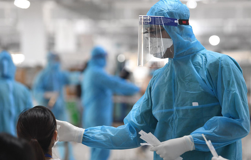 Việt Nam vượt mốc 20 nghìn ca nhiễm Covid-19