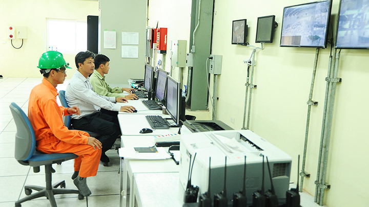 Nhà máy xử lý rác thải công nghiệp để phát điện Nam Sơn (Sóc Sơn, Hà Nội). Ảnh: NGUYỄN NAM