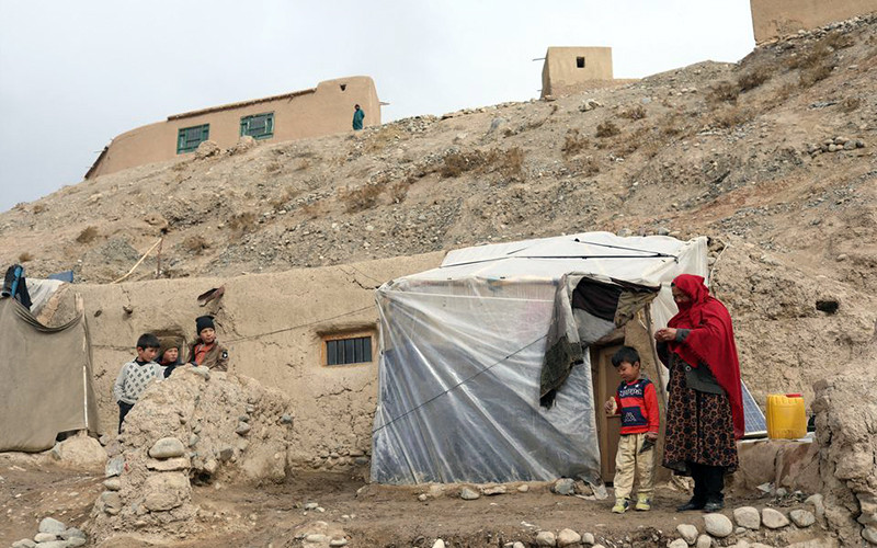 Nhiều trẻ em Afghanistan đối mặt cuộc sống khó khăn do xung đột kéo dài. Ảnh REUTERS