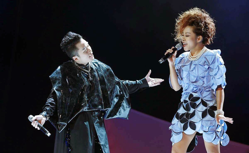 “Tôi của thời điểm hiện tại trái ngược hoàn toàn với tôi của tuổi trẻ”.