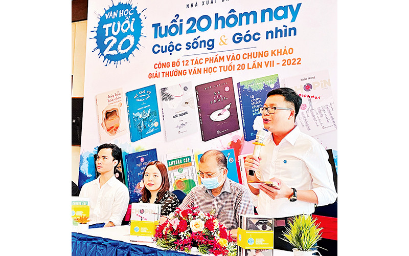 Đại diện Ban tổ chức giải thưởng “Văn học tuổi 20” nói về điểm mới của các tác phẩm dự thi mùa thứ 7.