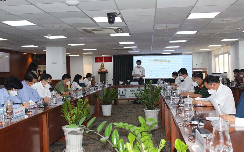 Toàn cảnh buổi họp báo.