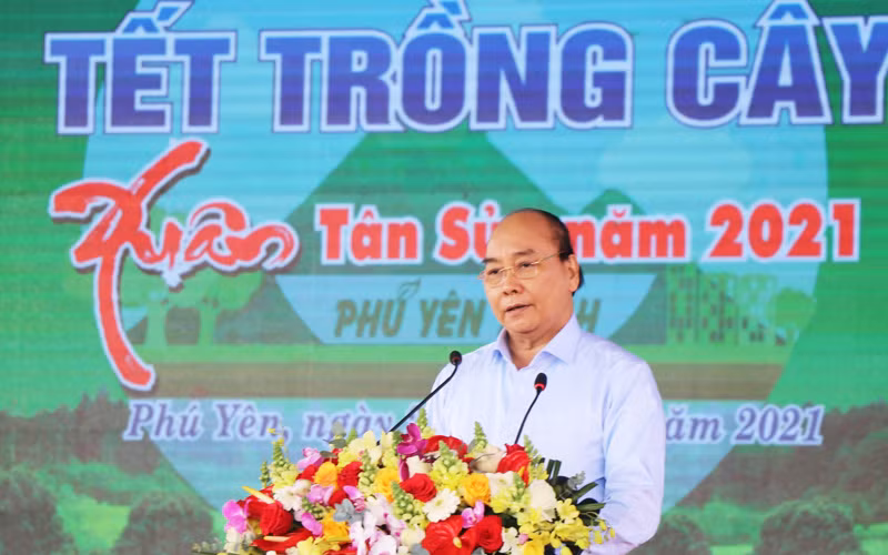 Thủ tướng phát biểu tại lễ phát động Tết trồng cây. 