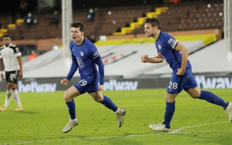 M. Mount (trái) ghi bàn thắng duy nhất cho Chelsea