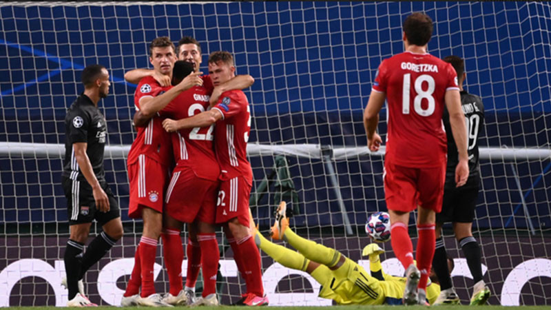 Các cầu thủ Bayern Munich xuất sắc thắng Lyon 3-0.