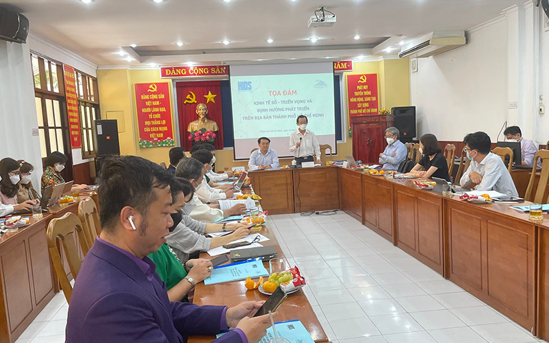 Quang cảnh toạ đàm “Kinh tế số-Triển vọng và định hướng phát triển trên địa bàn Thành phố Hồ Chí Minh”.