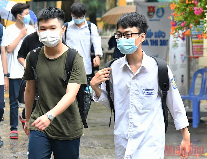 Thí sinh tại Kỳ thi tốt nghiệp 2021. Ảnh: THUỶ NGUYÊN