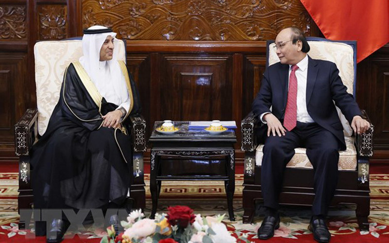 Chủ tịch nước Nguyễn Xuân Phúc tiếp Đại sứ Vương quốc Saudi Arabia Saud F.M AlSuwelim đến chào từ biệt. (Ảnh: Thống Nhất/TTXVN)
