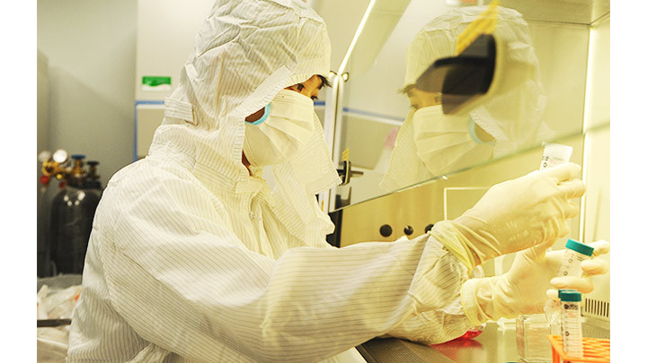 Công nghệ sinh học sẽ là một trong những chìa khóa mở ra tương lai. Ảnh: HẢI NAM