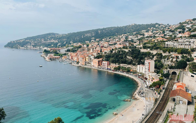 Ghé chơi "mảnh đất nữ hoàng” của vùng Côte d’Azur thanh bình