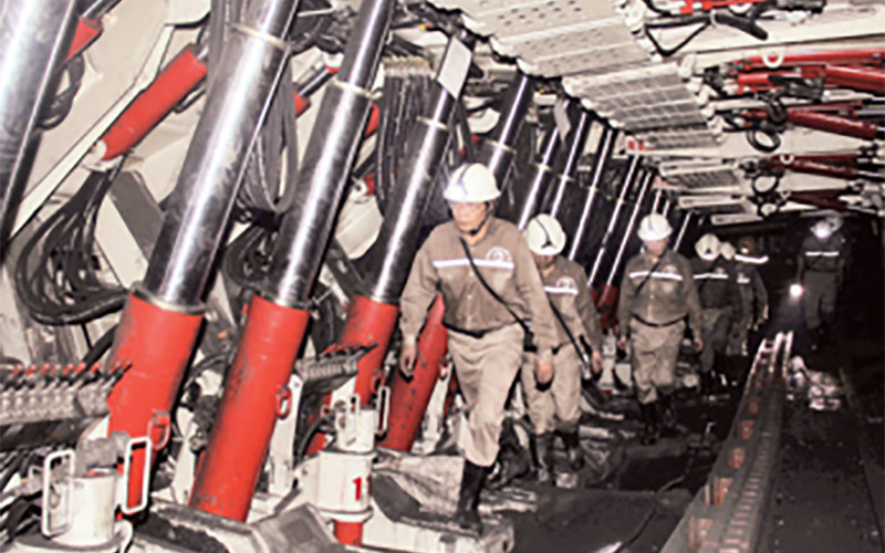 Kiểm tra công trình lò chợ cơ giới hóa hạng nhẹ công suất 300 nghìn tấn/năm, do Công ty Than Hạ Long đầu tư.