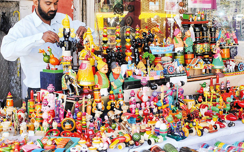 Một cửa hàng bán đồ chơi truyền thống. Ảnh | DECAN HERALD