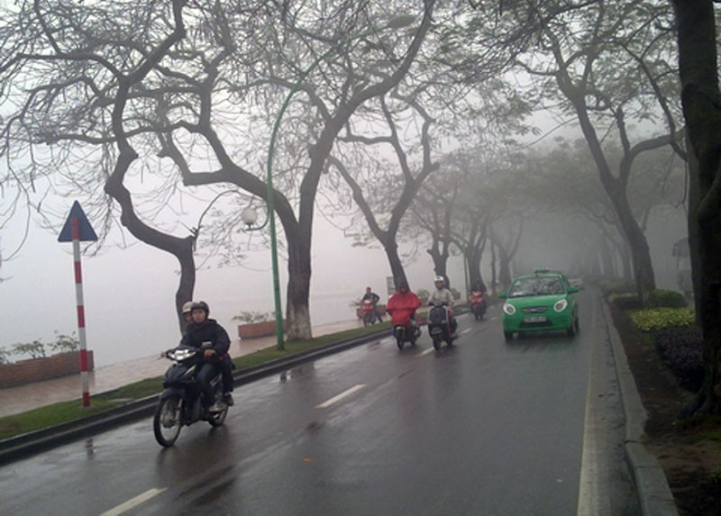 Khu vực Hà Nội ngày 12/12 có lúc có mưa nhỏ, đêm trời chuyển rét. (Ảnh minh họa)