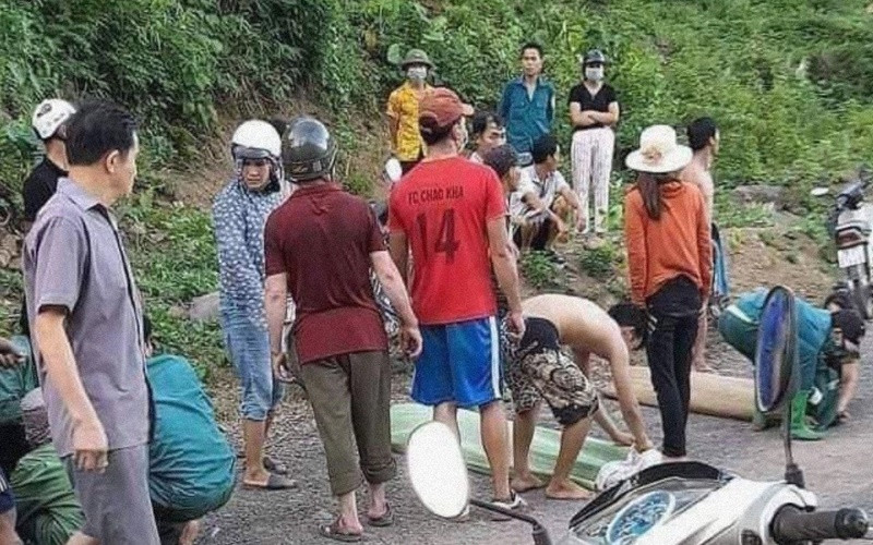 Lực lượng chức năng đã bàn giao thi thể các cháu cho gia đình để an táng.