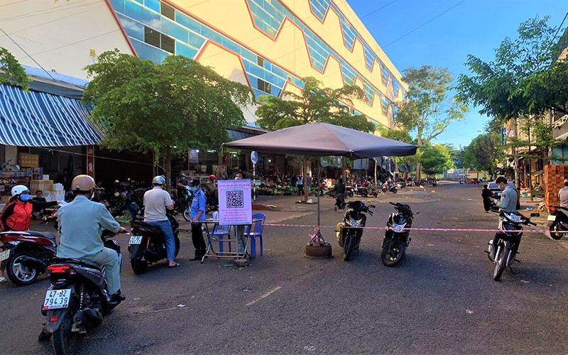 TP Buôn Ma Thuột siết chặt các biện pháp phòng, chống dịch Covid-19 tại các chợ trên địa bàn.