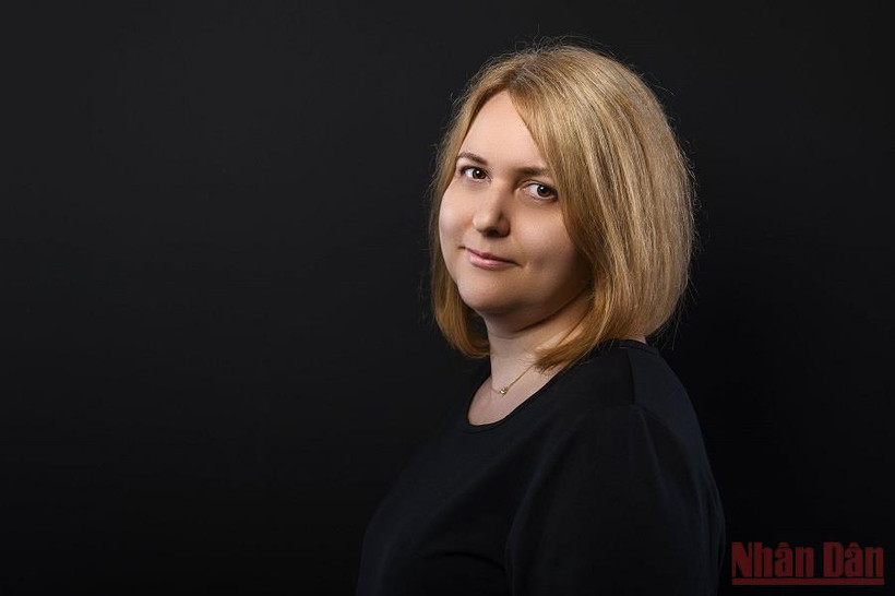 Chân dung nhà văn Andrea H. Hedeș. (Ảnh: NVCC)