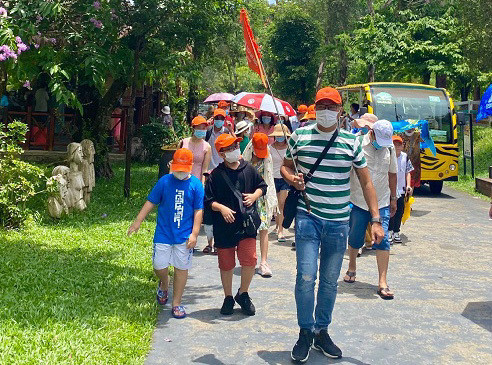 Gỡ vướng về thủ tục trong hỗ trợ hướng dẫn viên du lịch