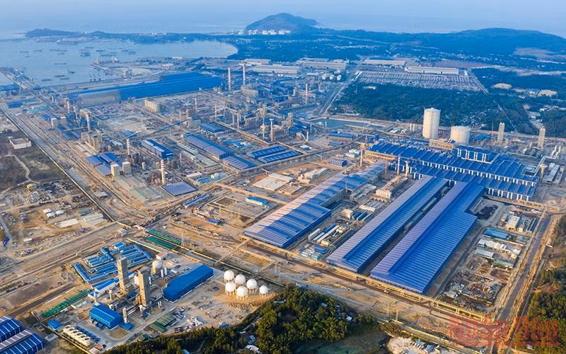 Toàn cảnh dự án Khu liên hợp sản xuất gang thép Hòa Phát Dung Quất.