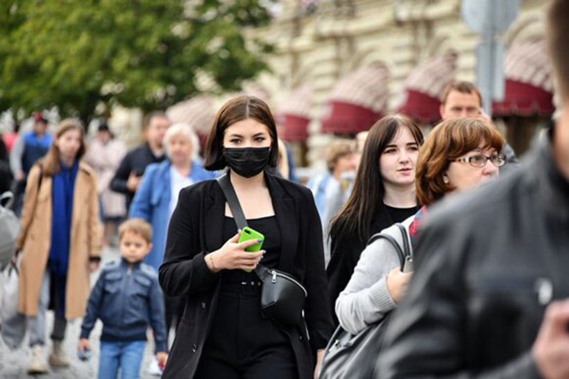 Khoảng 110.000 người được tiêm chủng mỗi ngày tại thủ đô Moskva (Ảnh: Moskva 24)