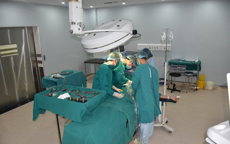 Từ nguồn vốn xã hội hóa, nhiều trang thiết bị y tế hiện đại đã được TTYT huyện Thanh Thủy đầu tư góp phần nâng cao chất lượng khám chữa bệnh, chăm sóc sức khỏe nhân dân trên địa bàn.