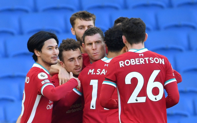 Các cầu thủ Liverpool mừng bàn mở tỷ số.