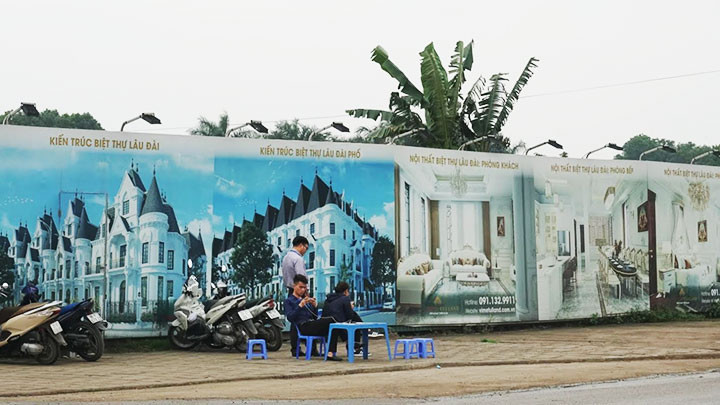Cần thận trọng trước các thông tin bất động sản đang “sốt ảo”. Ảnh: NAM HẢI
