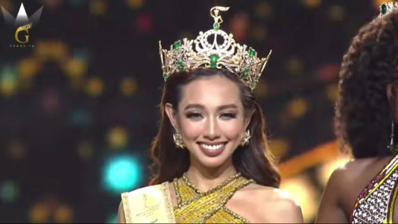Nguyễn Thúc Thùy Tiên đăng quang ngôi Hoa hậu. (Ảnh chụp màn hình)