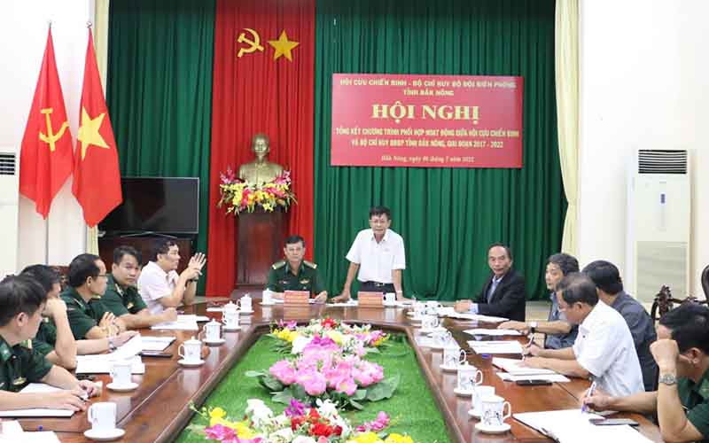 Tăng cường phối hợp bảo vệ chủ quyền an ninh biên giới giữa Bộ Chỉ huy Bộ đội Biên phòng và Hội Cựu chiến binh tỉnh Đắk Nông.