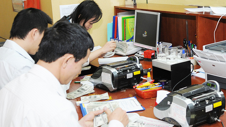 Dự trữ ngoại hối quốc gia đã tăng mạnh. Ảnh: LAM ANH