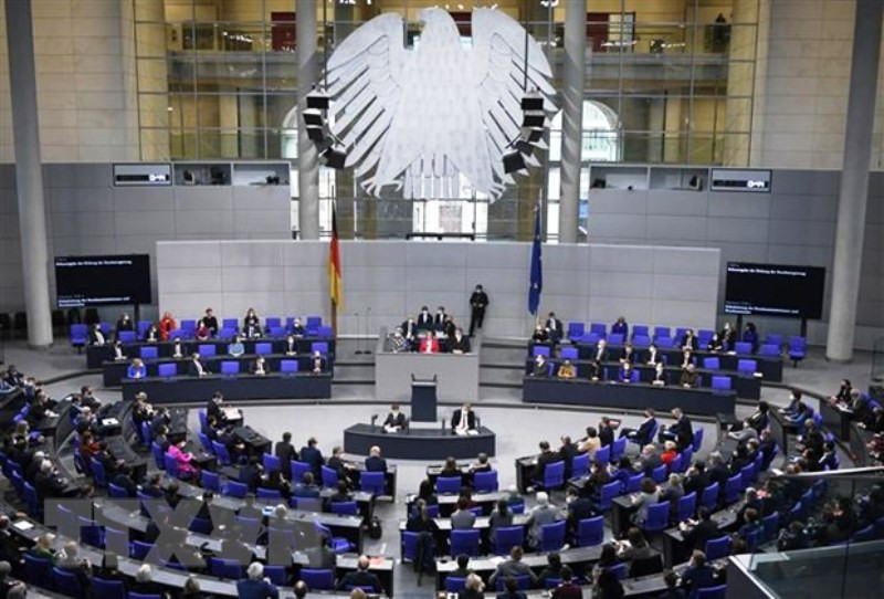Quang cảnh phiên họp Quốc hội Đức ở Berlin, ngày 8/12. (Ảnh: AFP/TTXVN)