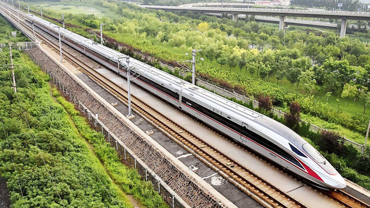 Đường sắt Trung Quốc. Ảnh: NPR