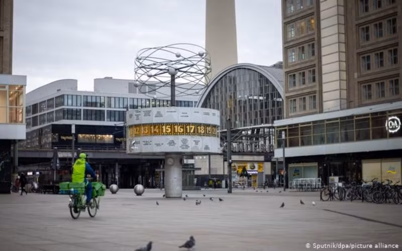 Nhiều cửa hàng phải đóng cửa trong thời gian đại dịch Covid-19.