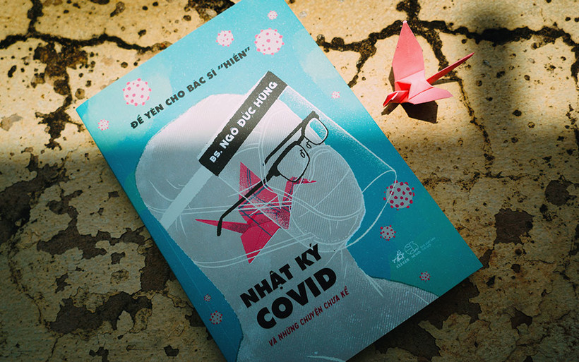 Tập bút ký "Nhật ký Covid". Ảnh; Nhã Nam