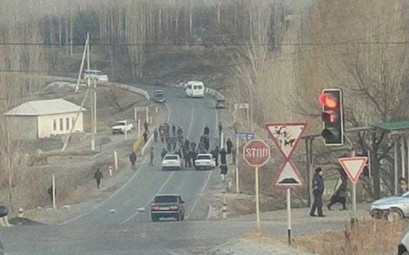 Khu vực biên giới Tajikistan-Kyrgyzstan. (Nguồn: AKIpress News Agency)