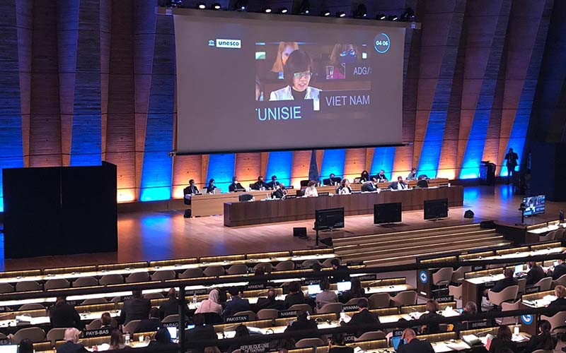 Đại sứ Lê Thị Hồng Vân phát biểu tại Phiên họp đặc biệt lần thứ 7 của Hội đồng Chấp hành UNESCO ngày 15/3.