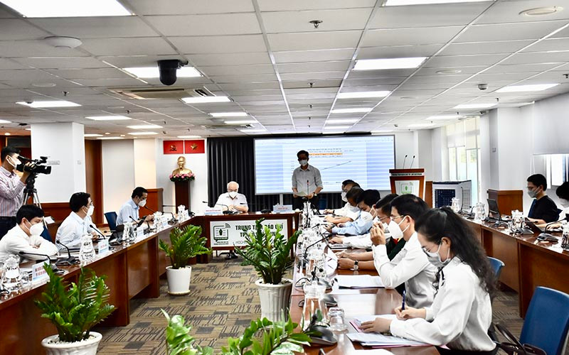 Toàn cảnh buổi họp báo.