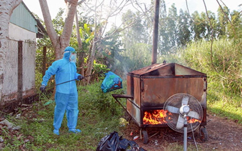 Xe đốt rác di động an toàn, hiệu quả, tiết kiệm.
