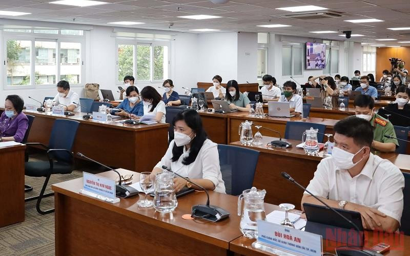 Toàn cảnh buổi họp báo.