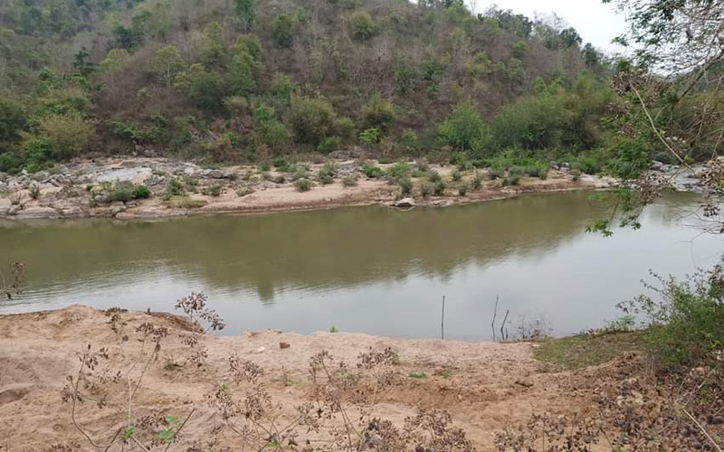 Khúc sông nơi hai em học sinh bị đuối nước.