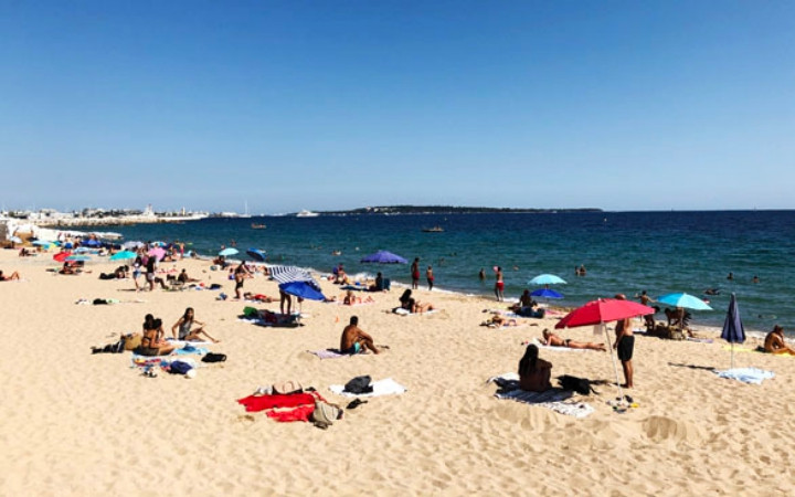 Ngành Du lịch của Pháp mỗi năm đón khoảng 90 triệu du khách đang bị ảnh hưởng nặng nề do đại dịch Covid-19. 