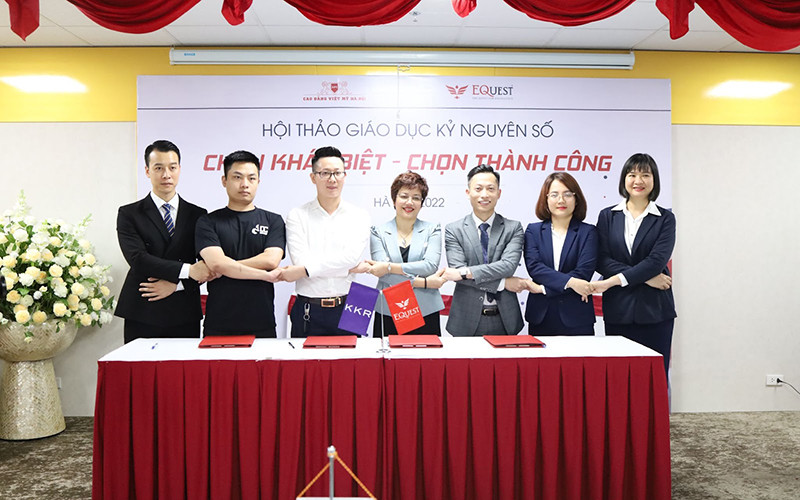 Cao Đẳng Việt Mỹ Hà Nội có đội ngũ giảng viên là những chuyên gia Marketing nổi tiếng Việt Nam như: Ông Trần Vũ Doãn - CEO Travuzoa Amazone Academy; Ông Nguyễn Đức - CEO Aduca Academy; Ông Donnie Chu - Founder DC Uni.