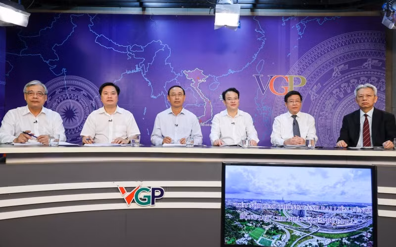 Các đại biểu tham dự buổi Tọa đàm.