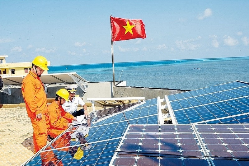 Điện lực Việt Nam - 66 năm thắp sáng niềm tin