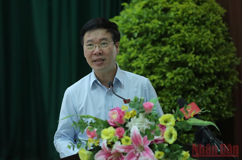 Đồng chí Võ Văn Thưởng, Ủy viên Bộ Chính trị, Thường trực Ban Bí thư làm rõ thêm về việc dạy học môn Lịch sử tại buổi tiếp xúc cử tri Đà Nẵng, chiều 13/5.