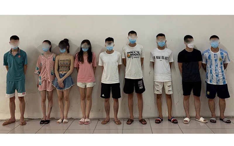 Một nhóm đối tượng tụ tập sử dụng ma túy trong chung cư bị lực lượng Công an phát hiện.